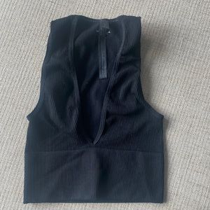 Urban Outfitters Out From Under Hailey Seamless Plunge Bra Top